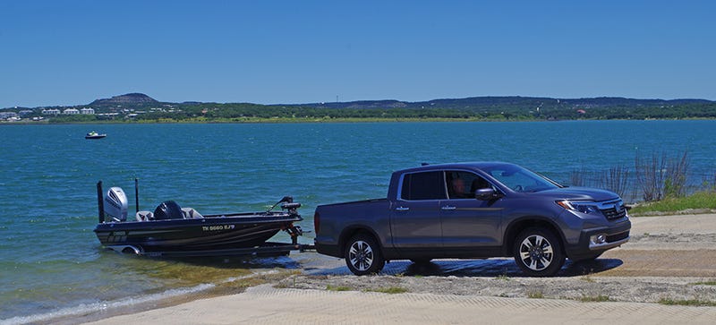 The 2017 Honda Ridgeline Is Solid, But A Little Too Much Accord For Its Own Good