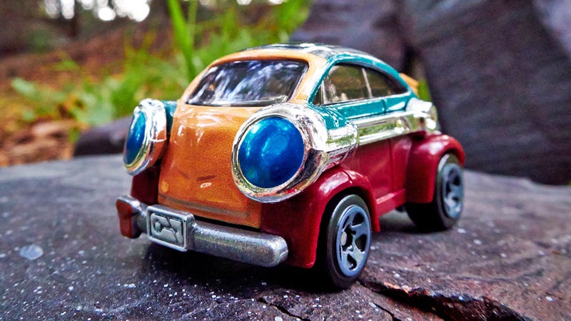 Hot Wheels Rolls Out Four New Character Cars, But Wonder Woman Steals the Show