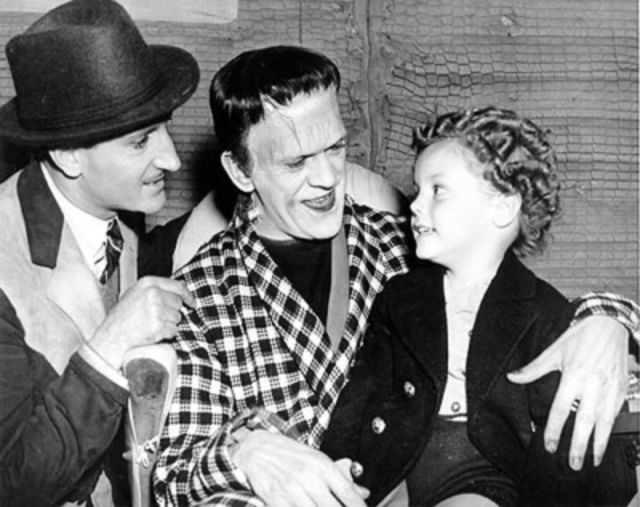 Stunning Behind-the-Scenes Photos Show Iconic Movies in a New Light