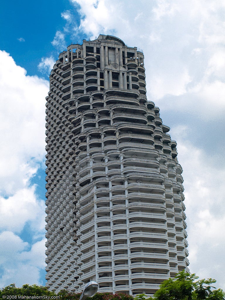 Bangkoks Sathorn Unique Abandoned Skyscraper The Supervillain Hq Of