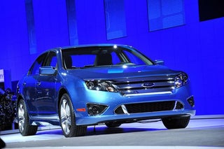 2010 Ford Fusion Pricing Starts Under $19,300, Hybrid At $27,270