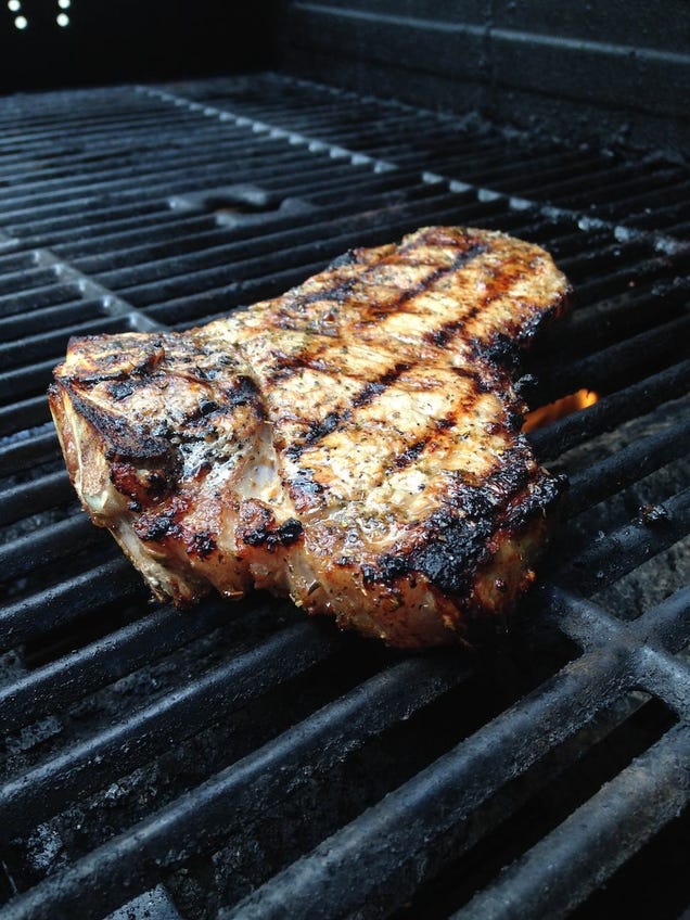 18 Fiery Photos Of Grills And Charred Meat