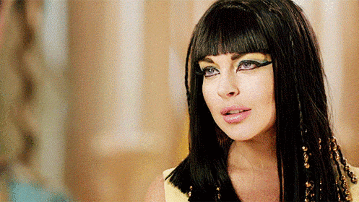 Articles About Hillary Clinton's Hair Are Why We Can't Have Nice Things