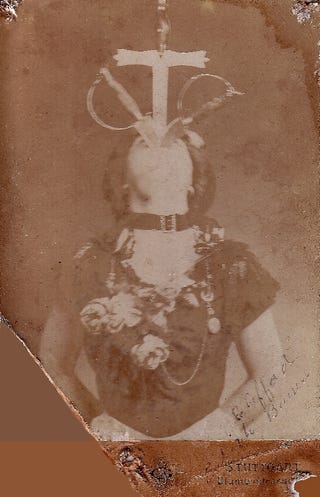 Awesome portraits of female sword swallowers in the 1800s