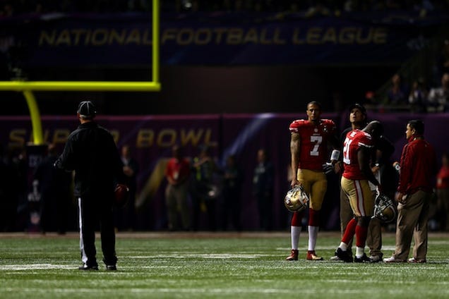 The Best And Most Surreal Photographs From The Power Outage At The Superdome