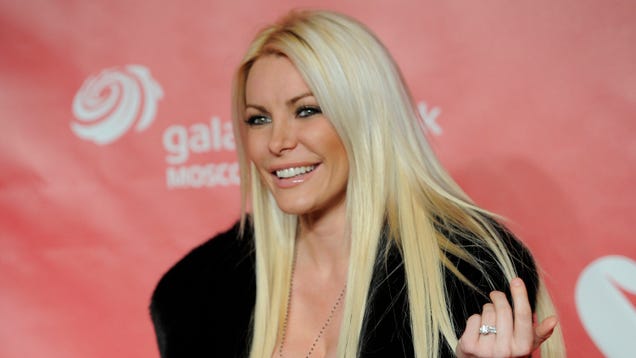 Crystal Hefner Has an Important Decision to Make