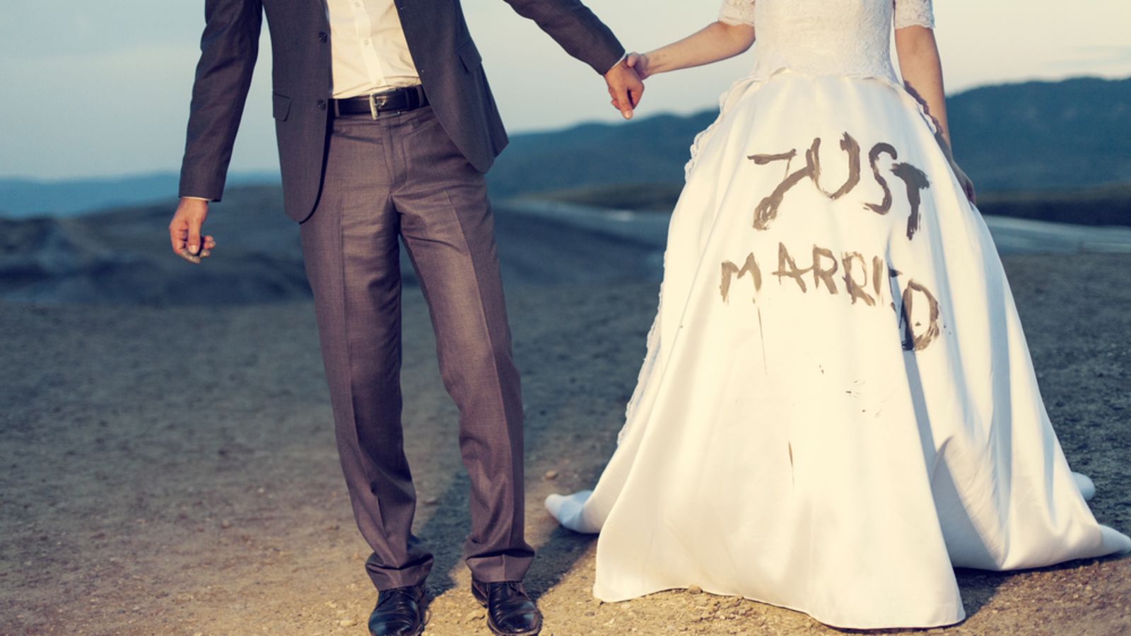 Your Best (Worst?) Wedding Wardrobe Malfunctions