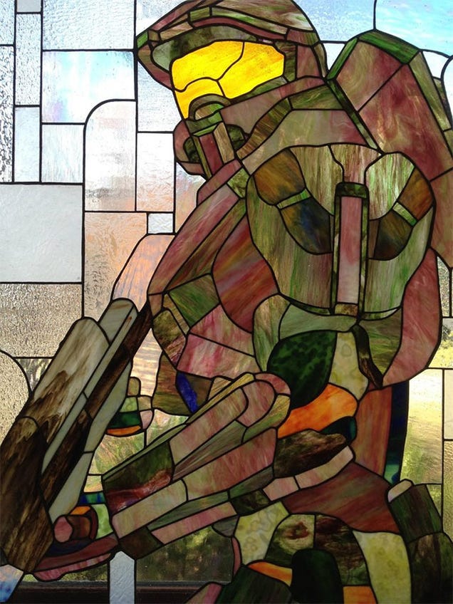 Play the Halo Theme Song And This Impressive Master Chief Stained-Glass Window is Even Cooler