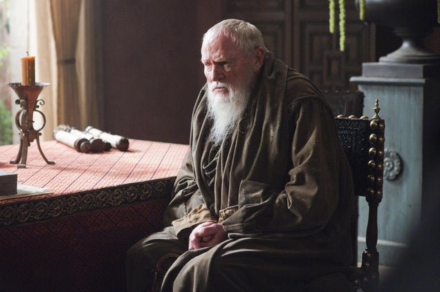 21 stunning Game of Thrones photos introduce a whole new cast!