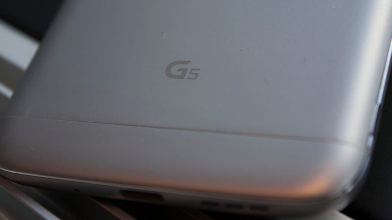 LG's All-Metal G5 Is Like a Future Phone Prototype