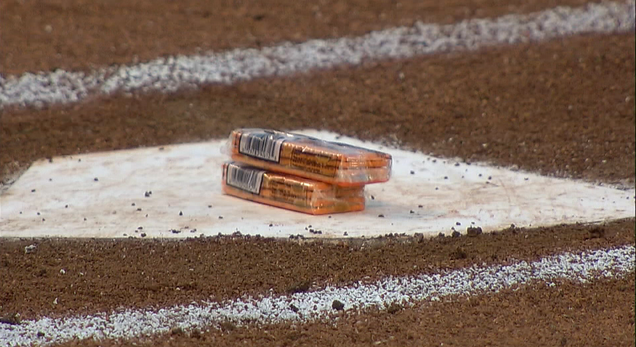 Yadier Molina Leaves Crackers For Brother Jose On Home Plate