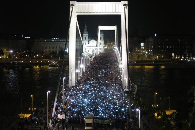 Protests Against Internet Tax in Hungary Continue—Larger Than Ever
