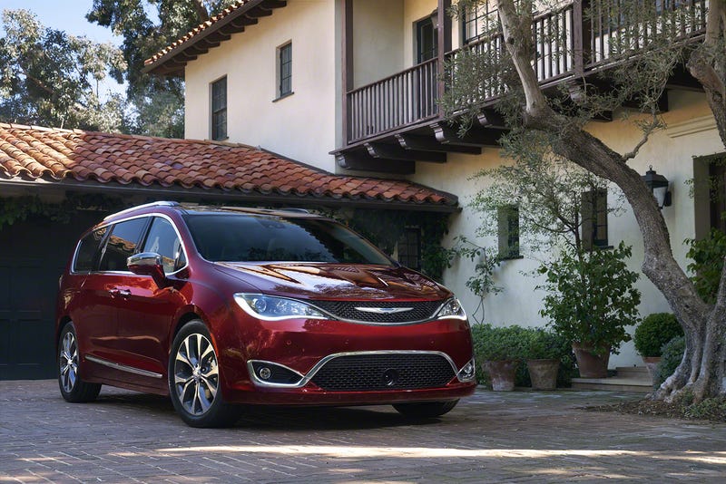 2017 Chrysler Pacifica And Pacifica Hybrid: This Is It