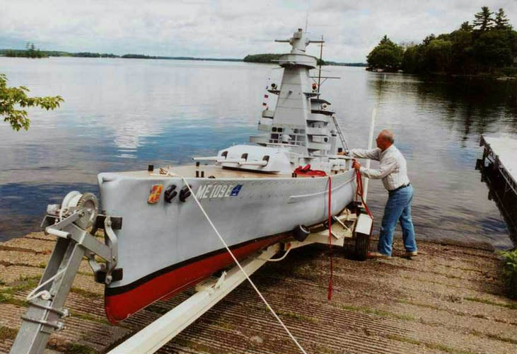 30-feet WWII German Battleship Model, Prepares to Invade Poland Soon