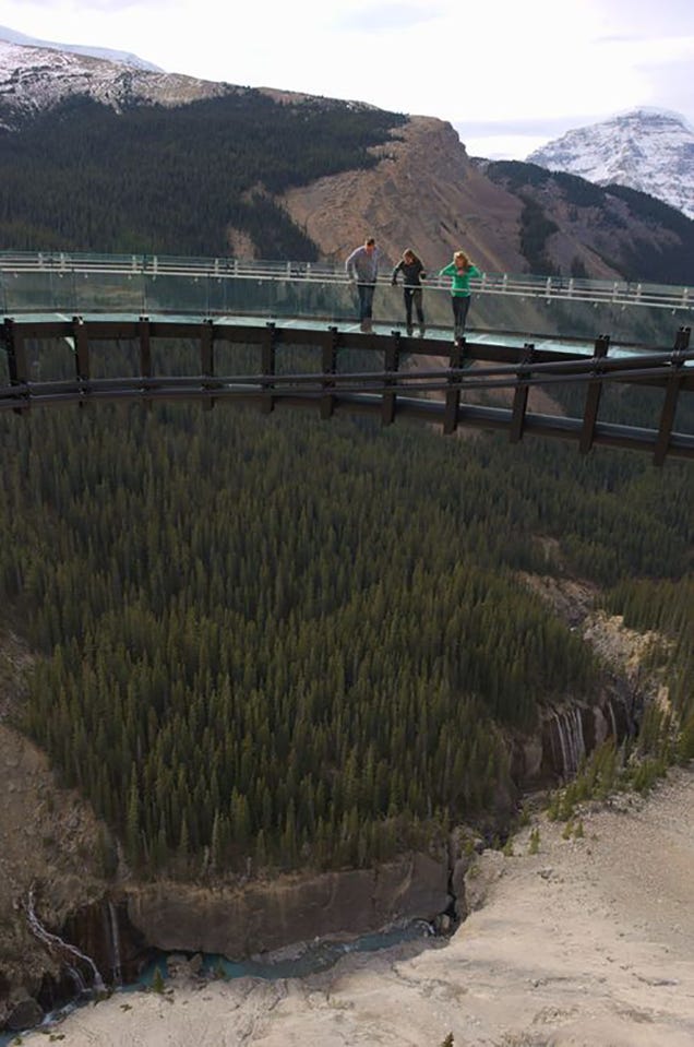 This Terrifying Glass Deck Lets You Walk Off a Cliff