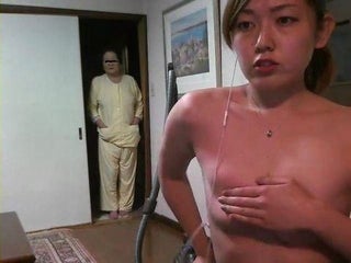 No, Mom, I'm Not Talking to Strange Men Online