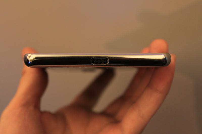 HP's Elite x3 Is a Beastly Smartphone...Running Windows