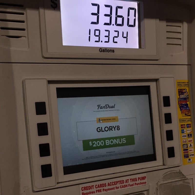 1465386396015432592.jpg