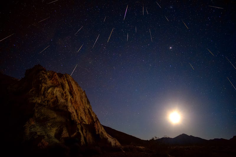 The Biggest Meteor Shower Of The Year Peaks This Weekend | B104 WBWN FM