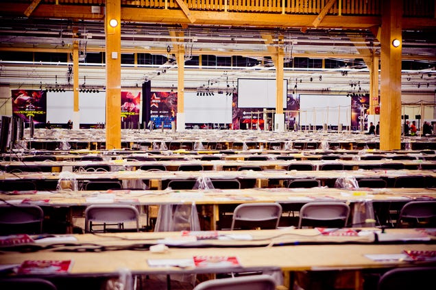 How The World's Biggest LAN Party Is Built