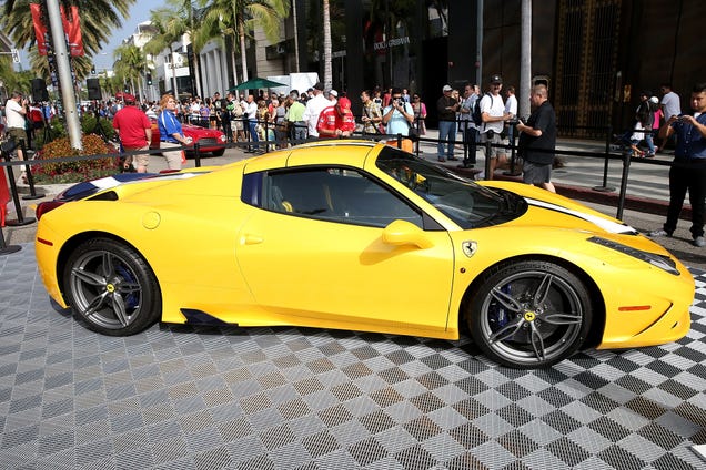A Record 1,000 Ferraris Took Over The Streets Of Beverly Hills