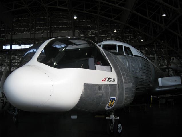 The USAF's Ultimate Flight Simulator Had Two Cockpits and Actually Flew