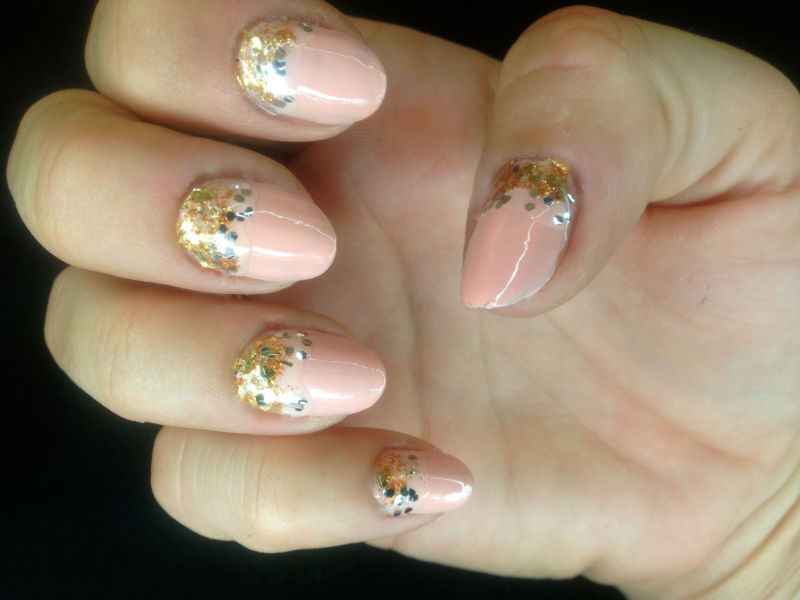Pretty, Easy Nails: Gradient or Ombr&eacute; Glitter or Whatever You Call It?