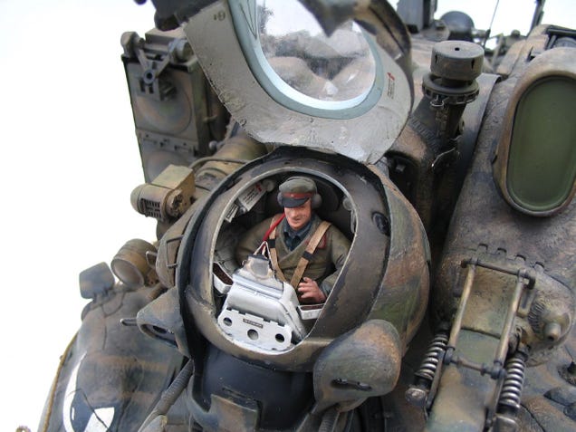 The Awesome Japanese Models Behind 2012's Coolest Shooter