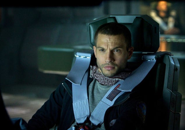 18 new Prometheus stills show life off Ridley Scott's spaceship