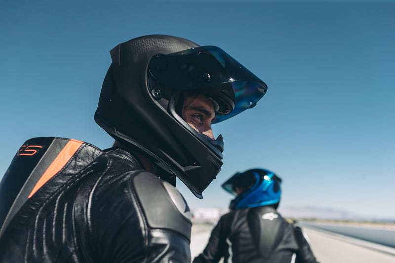 The Complete 2015 Guide To Buying A Motorcycle Helmet