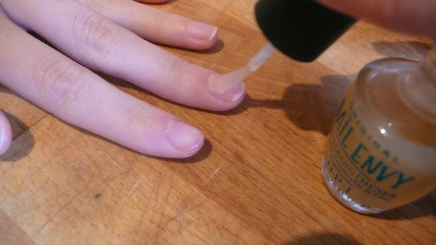 How To Give Yourself Paint-Splattered Jackson Pollock Nails