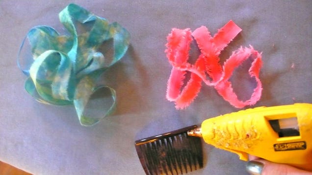 How To Make A Colorful Wrapped Hair Comb