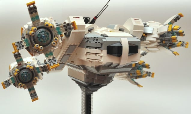 These LEGO Prometheus models need tiny, smarmy androids