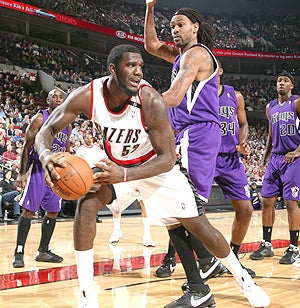 Greg Oden Couldn't Be More Thrilled With Your Request For A Photo