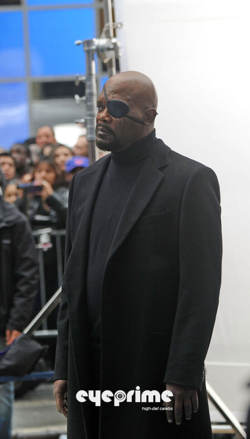 Are these spoilery shots from Captain America's final scene?