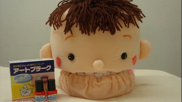 Japanese Tooth Brushing Sure Can Be Terrifying