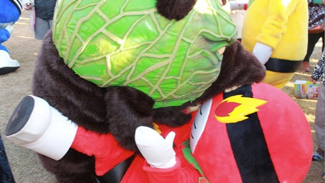I Had No Idea Japanese Melons Could Be So Damn Terrifying