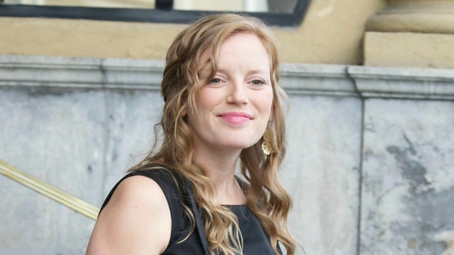 sarah polley jezebel sarah polley talks women and uh bathrooms sarah polley jezebel sarah polley talks women and uh bathrooms