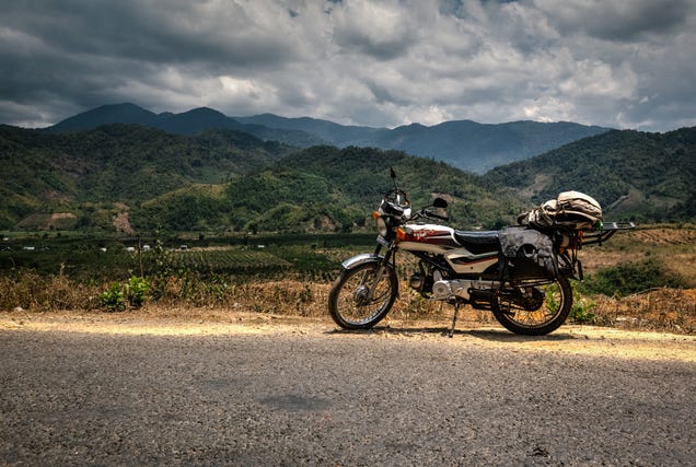 I'm Riding A $450 Motorcycle Across Vietnam