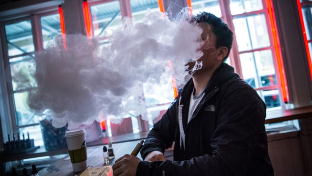 American Heart Association Is OK with E-Cigs But Only as a Last Resort