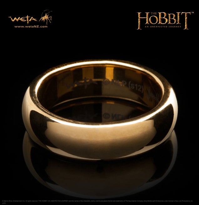 Check Out All These Sweet Hobbit Statues, Toys & Props