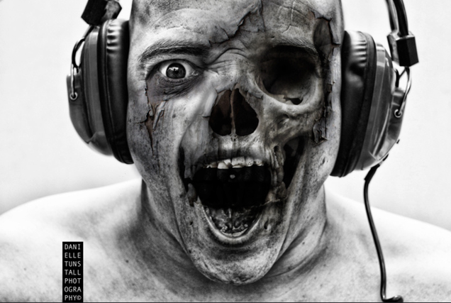 The disturbing horror portraits of Danielle Tunstall (NSFW)