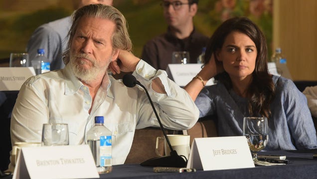 Be a Giver and Caption This Photo of Jeff Bridges and Katie Holmes