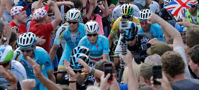 Stupid Tour de France Selfies Could Get Somebody Killed