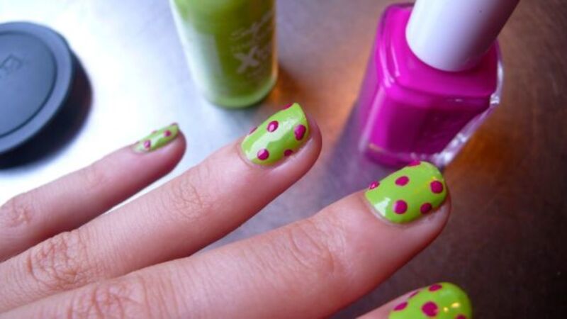 How To Do A Polka-Dot Manicure