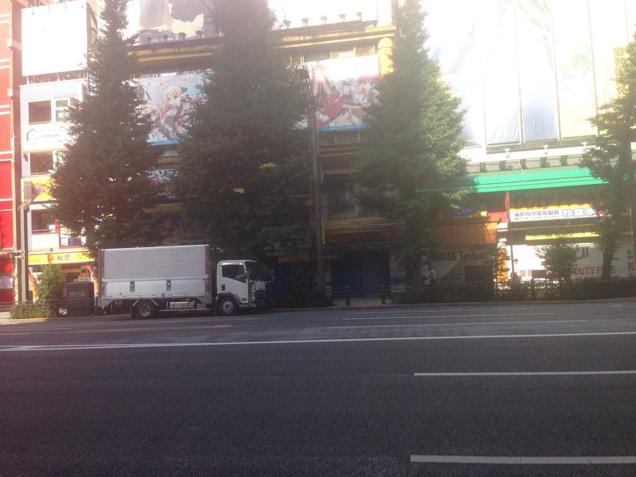 Japan's Xbox One Launch Looks Sad As You'd Expect