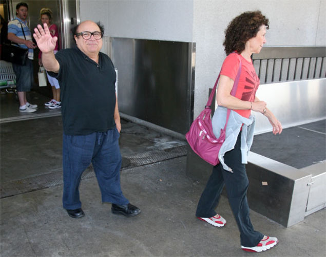 Tourists Agape At Tinseltown Stars