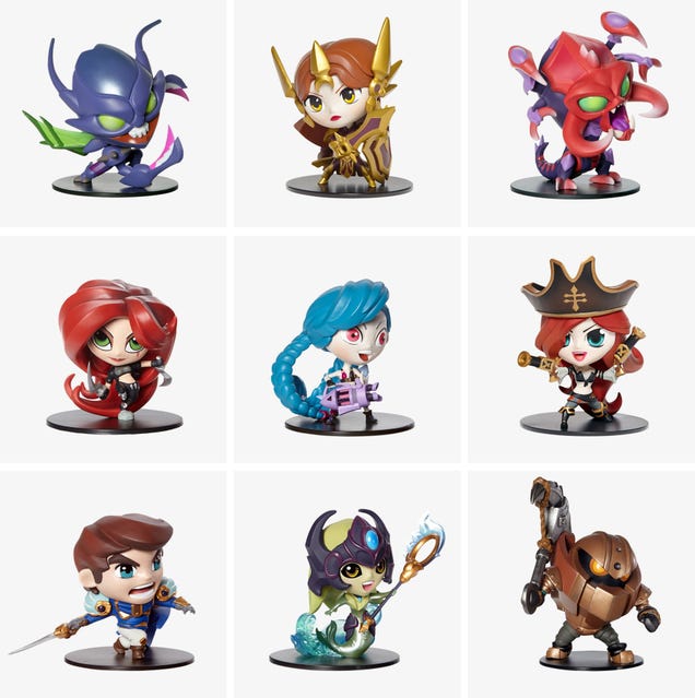 league figurines