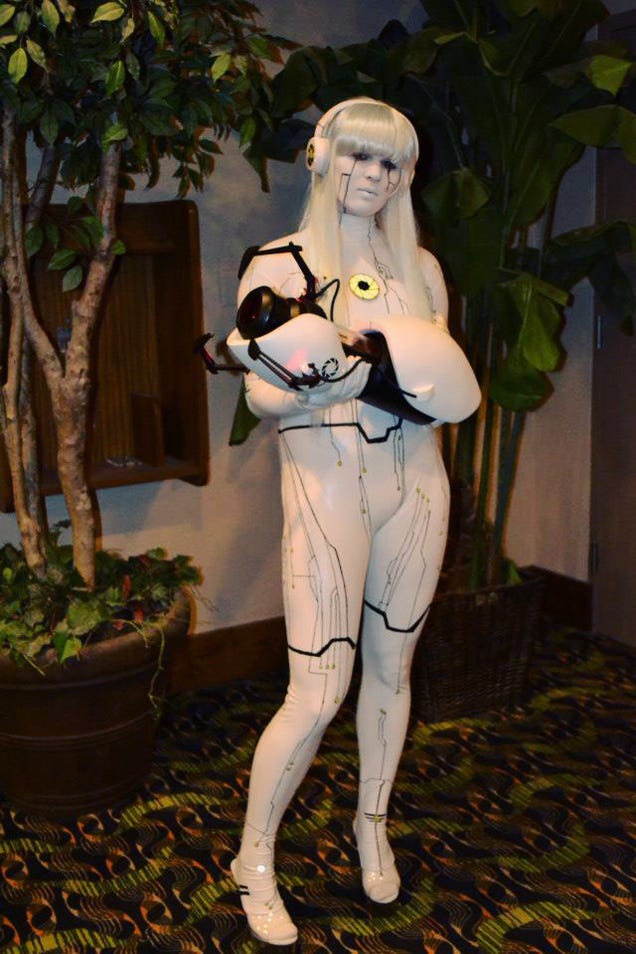 You Don't Need a Multipass For This Incredible Cosplay