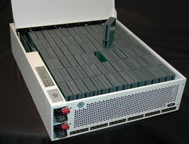 SGI Molecule Packs 10,000 Atom Cores, One Ton of Awesomeness